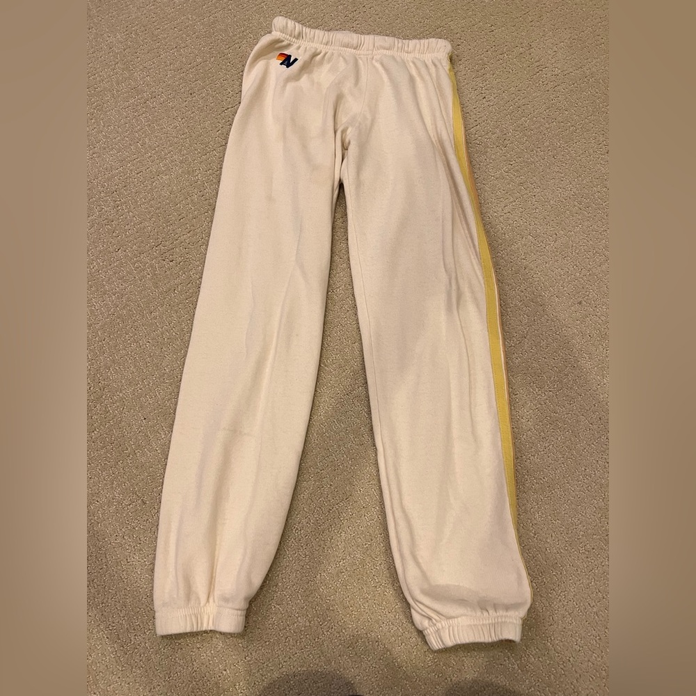 White crème aviator nation pants